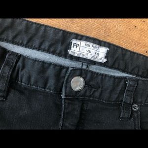 Free People skinny ripped jeans 29